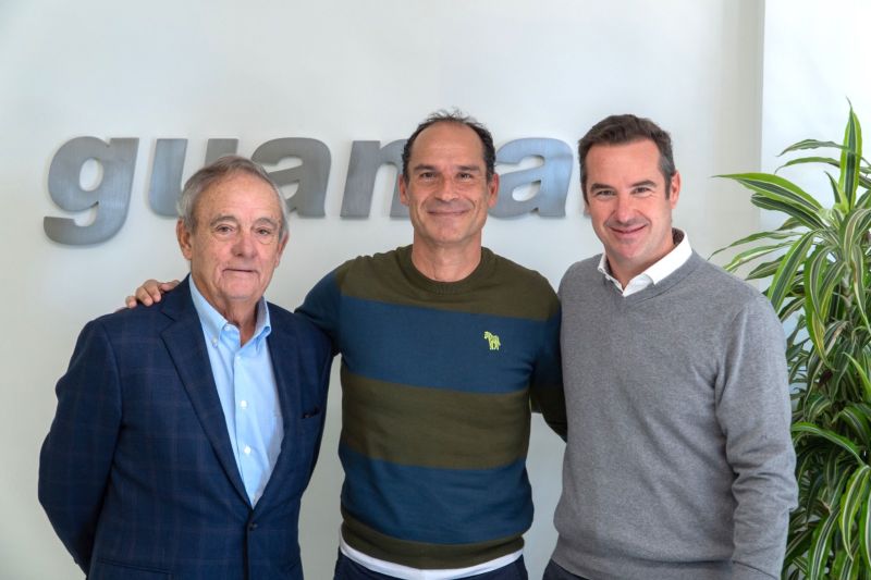 La Familia Guamar se une como Padrino a “Bisturí Solidario”